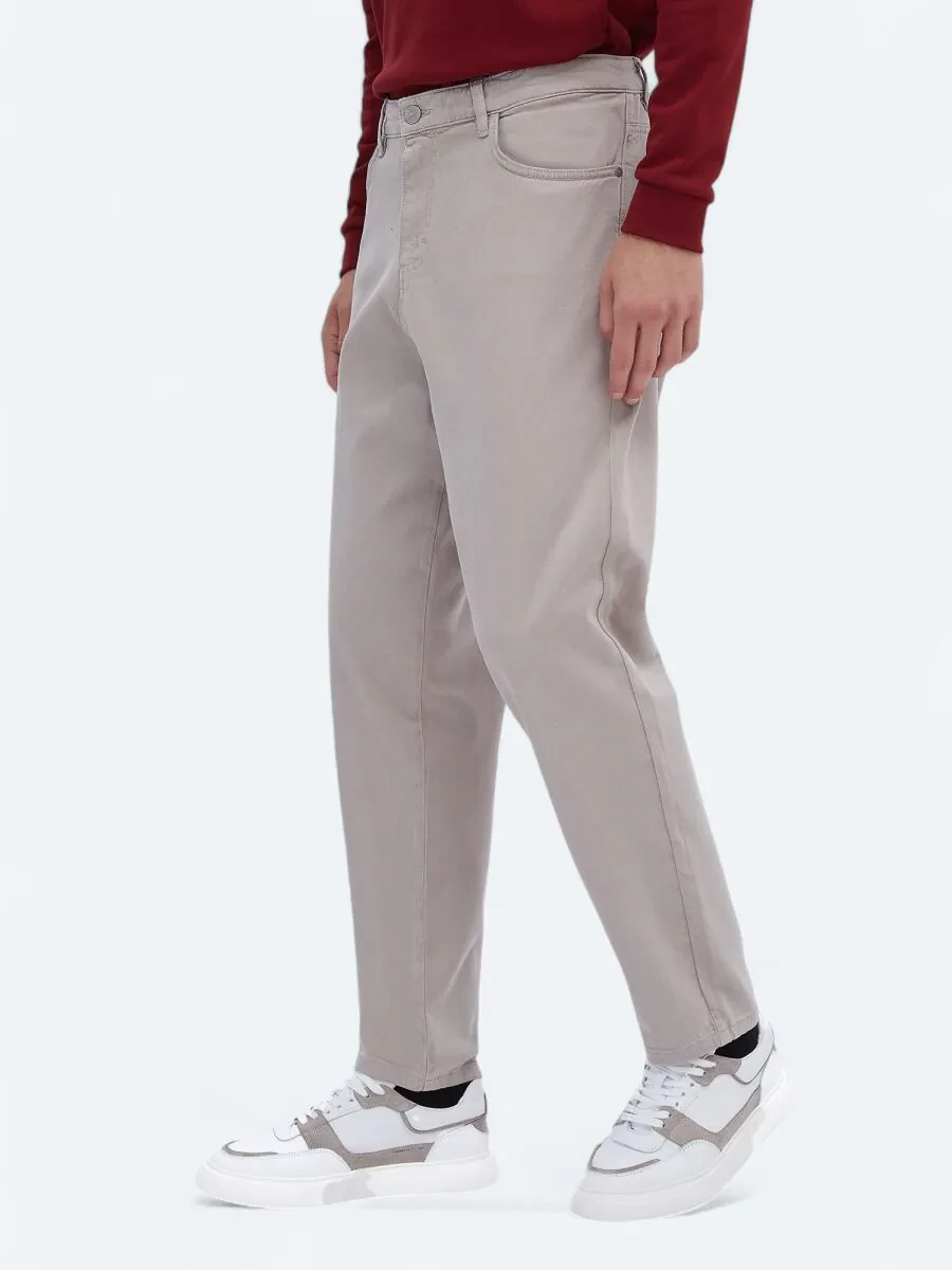Beige Weaving Carrot Fit Casual Cotton Blended Trousers - 3