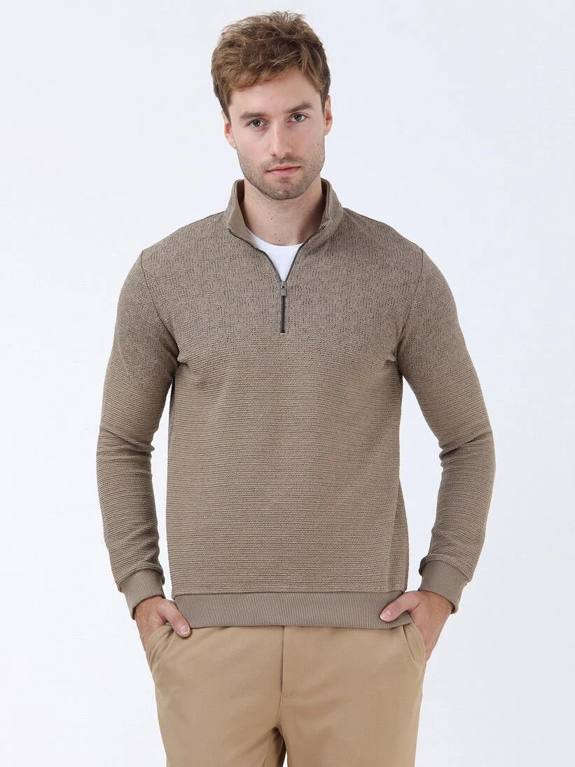 Bej Dik Yaka Jakarlı Sweatshırt - 1