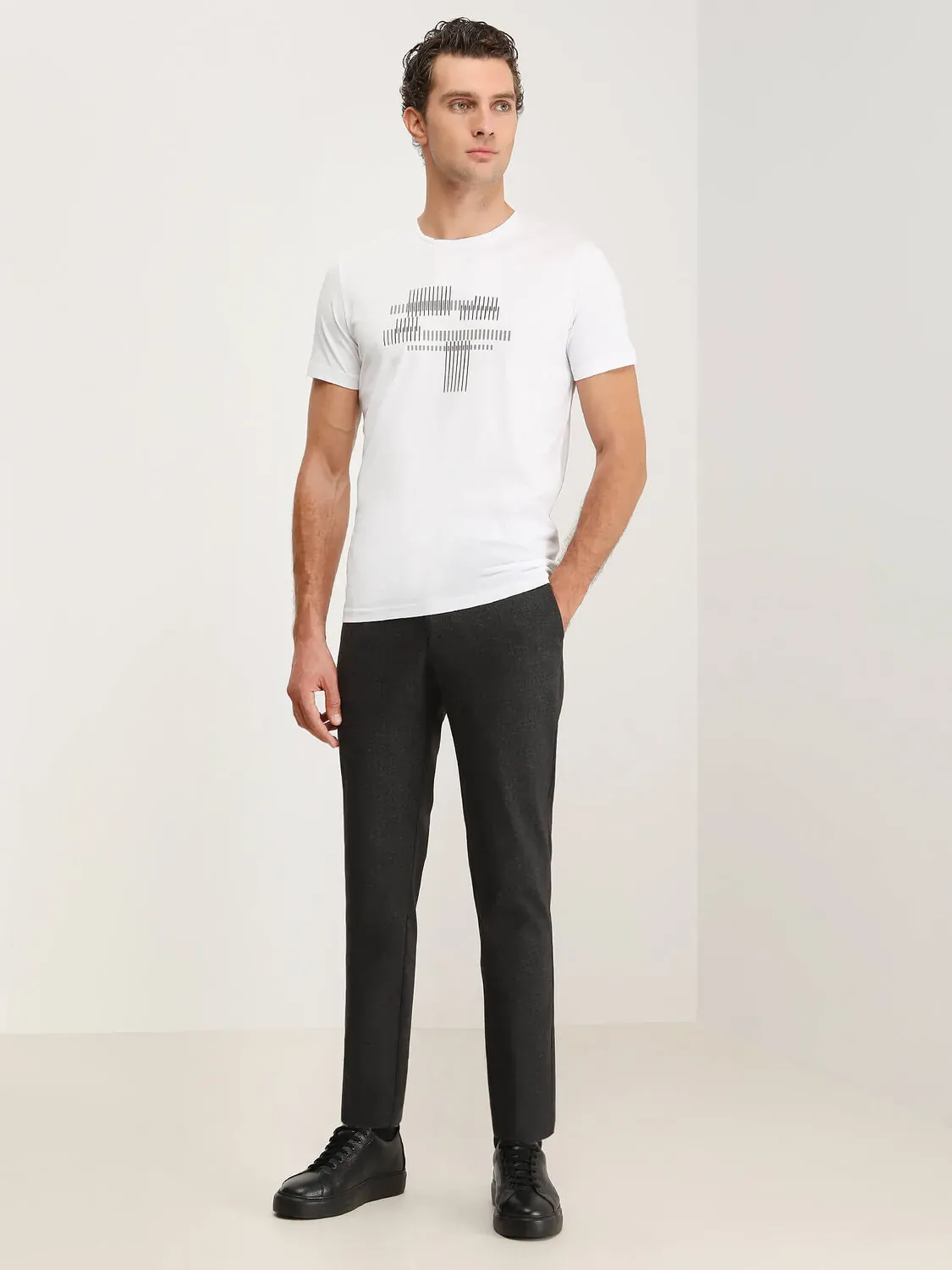 Beyaz Baskılı Bisiklet Yaka %100 Pamuk T-Shirt - 3