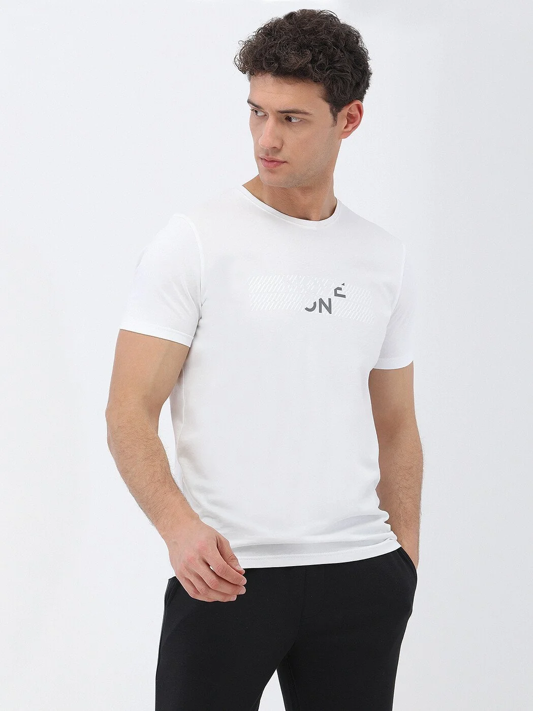 Beyaz Baskılı Bisiklet Yaka %100 Pamuk T-Shirt - 1