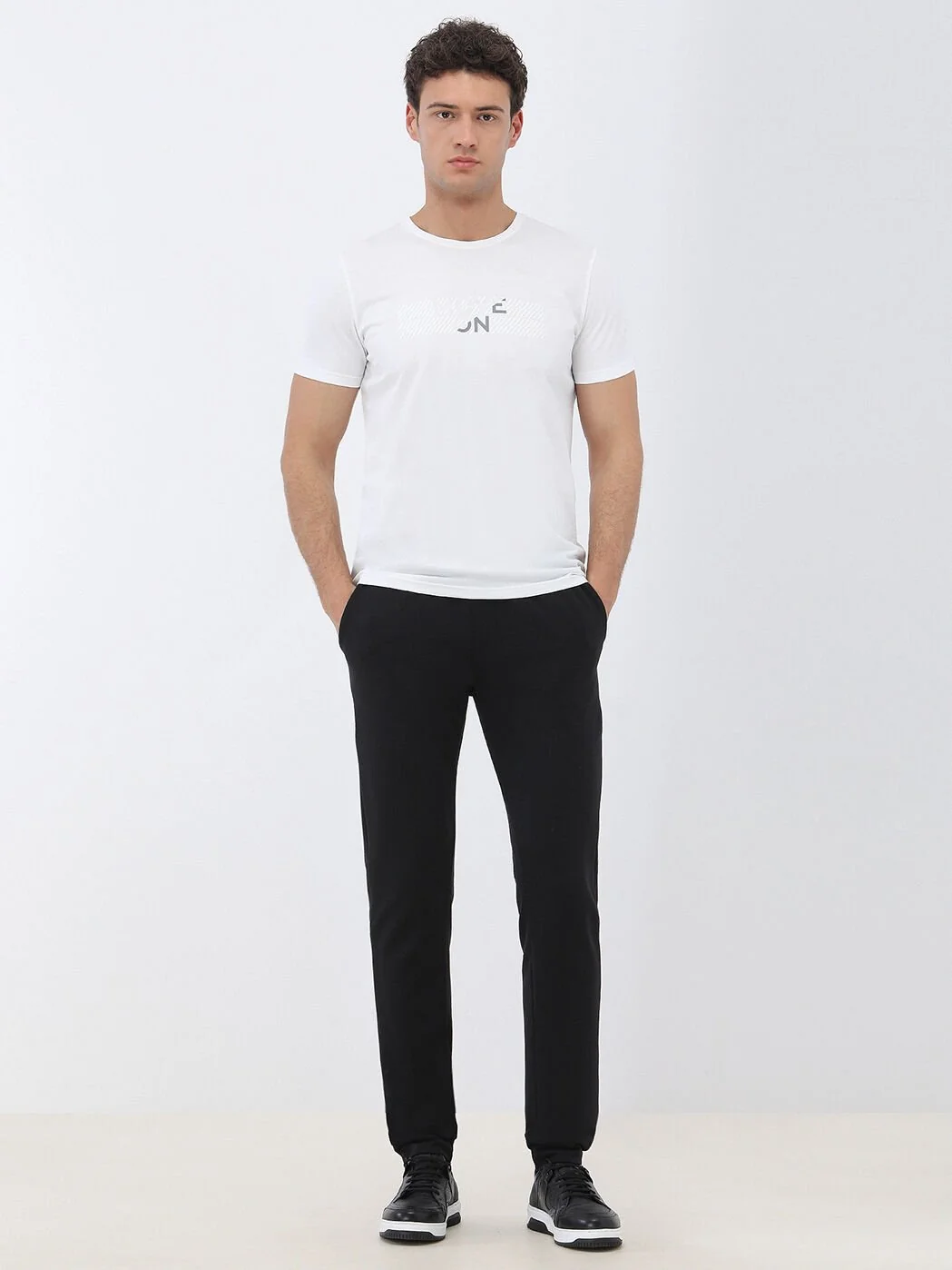 Beyaz Baskılı Bisiklet Yaka %100 Pamuk T-Shirt - 2