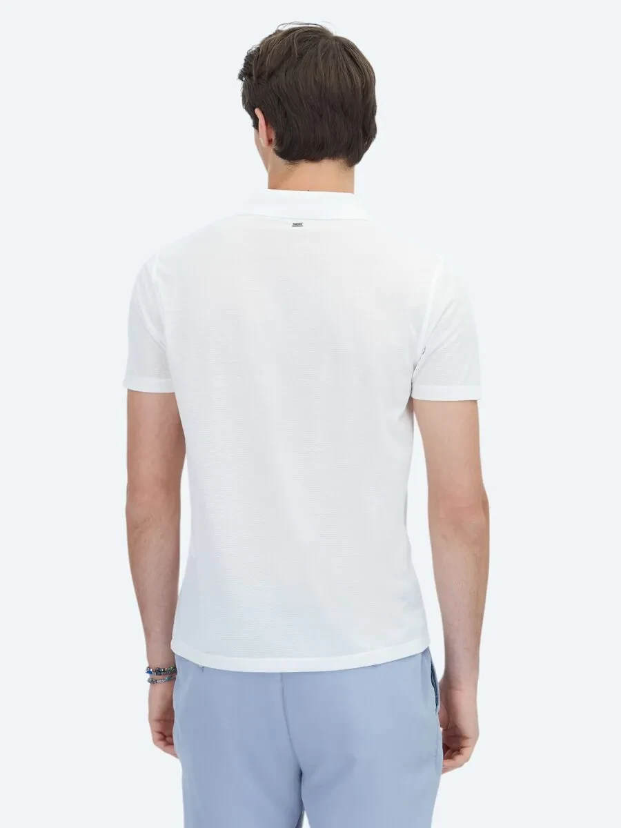 Beyaz Desenli Polo Yaka T-Shirt - 5