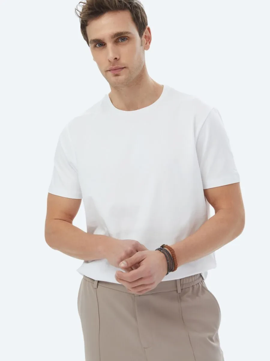 Beyaz Düz Bisiklet Yaka Pamuk Karışımlı T-Shirt - 1