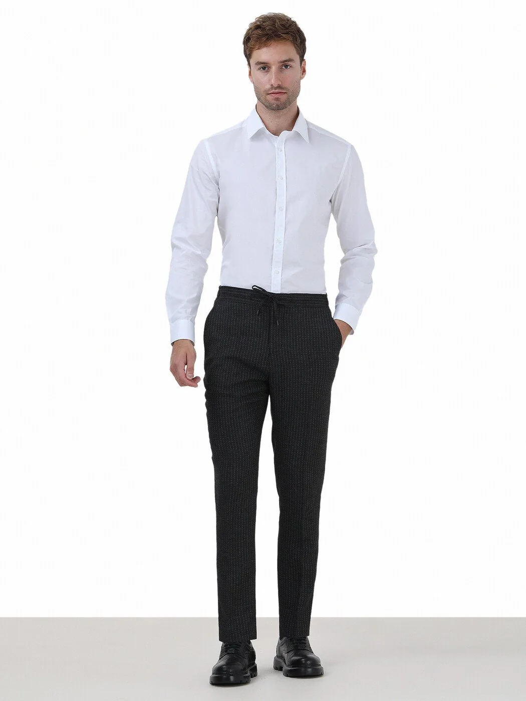 Beyaz Regular Fit Dokuma Klasik %100 Pamuk Gömlek - 2
