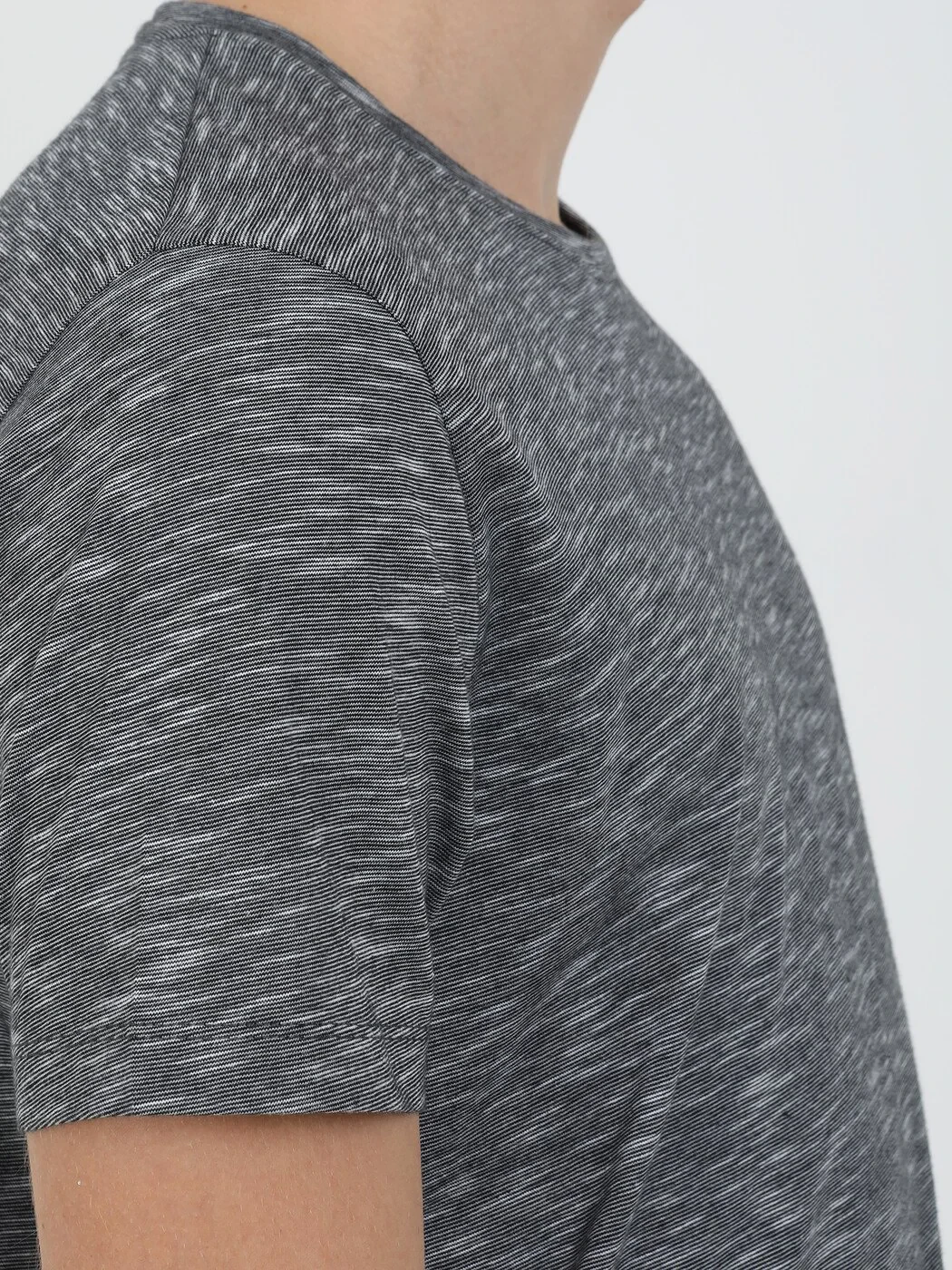 Black Crew Neck Cotton Blended T-Shirt - 3