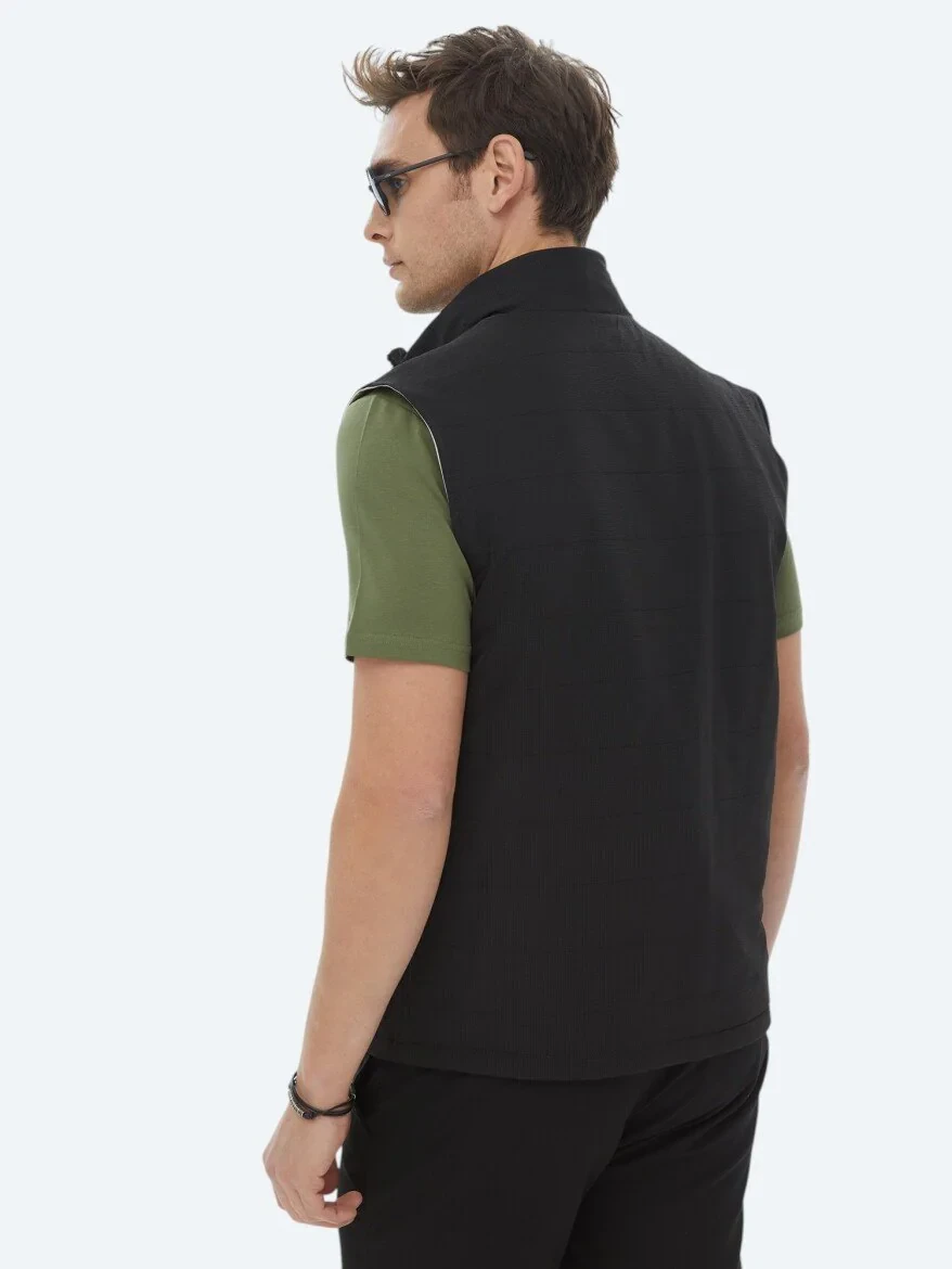 Black Double-Sided Weaving Puffer Vest - 10