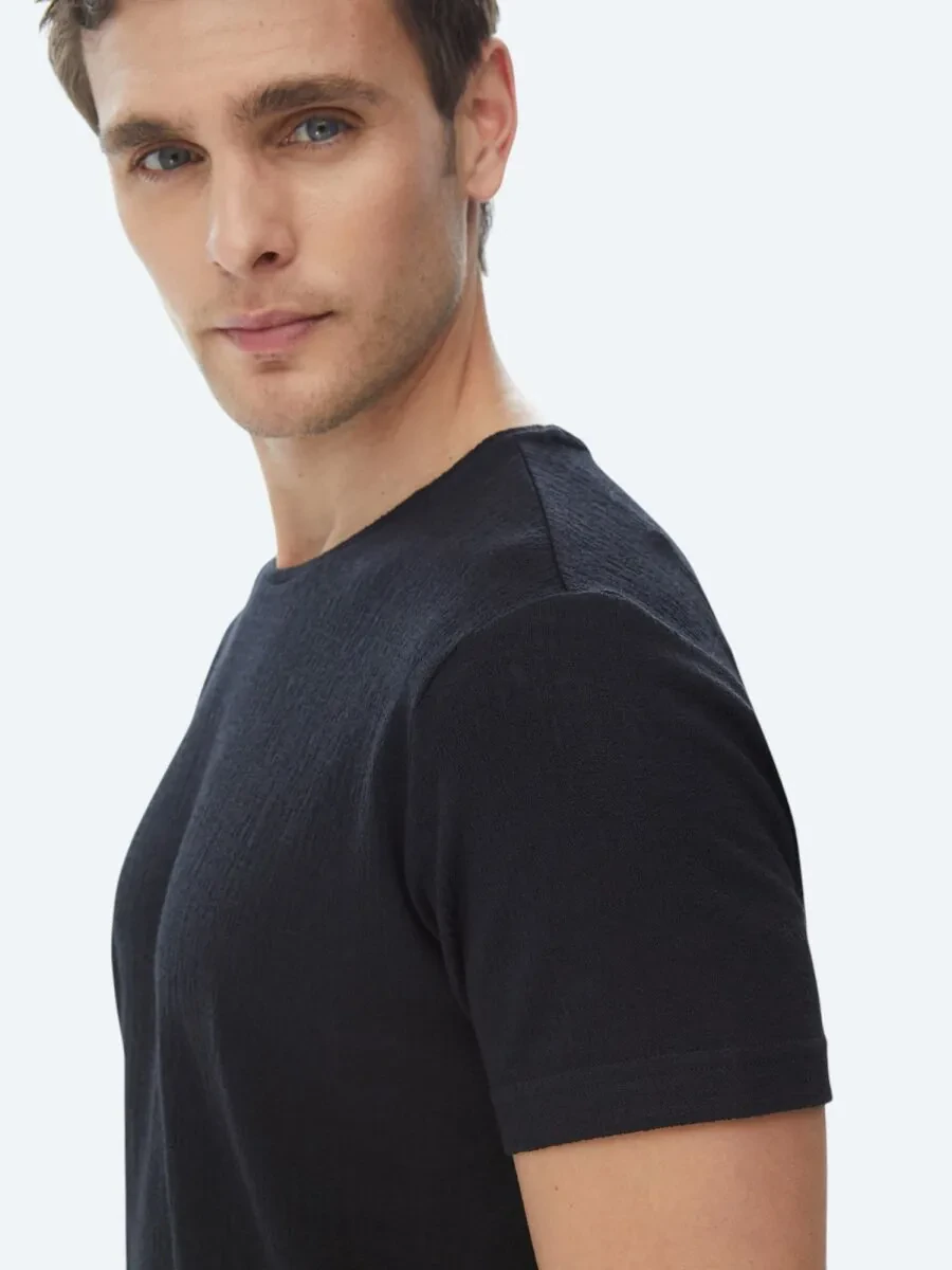 Black Jacquard Crew Neck Cotton Blended T-Shirt - 5