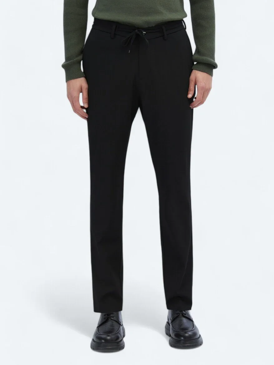 Black Knitting Jogging Fit Casual Trousers - 2