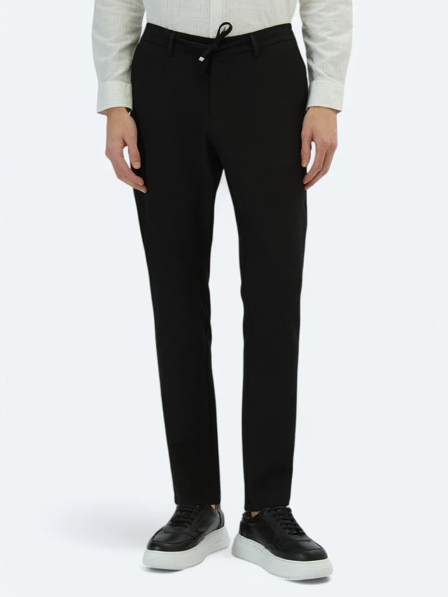 Black Knitting Jogging Fit Casual Trousers - 2