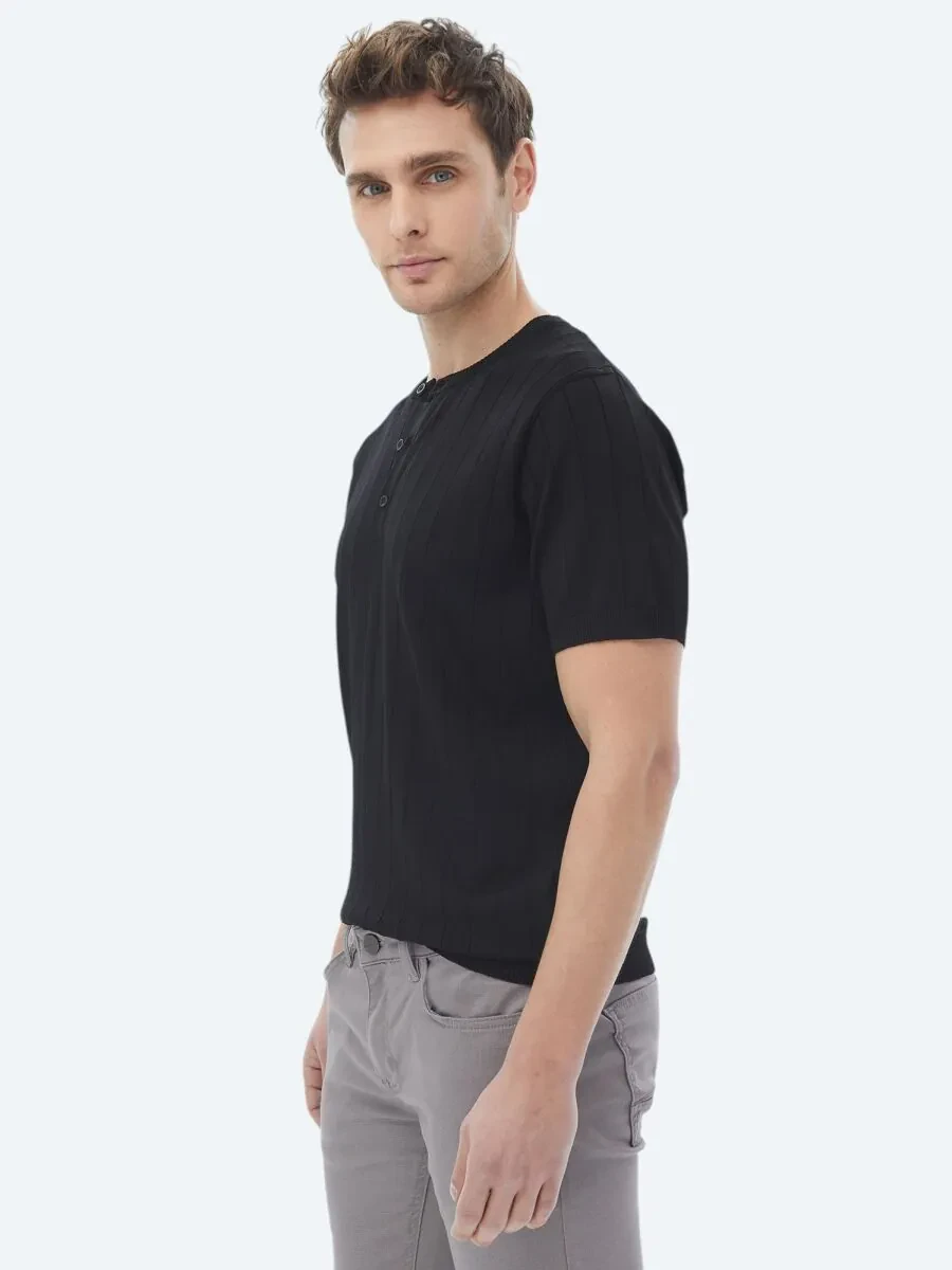 Black Knitwear - 5