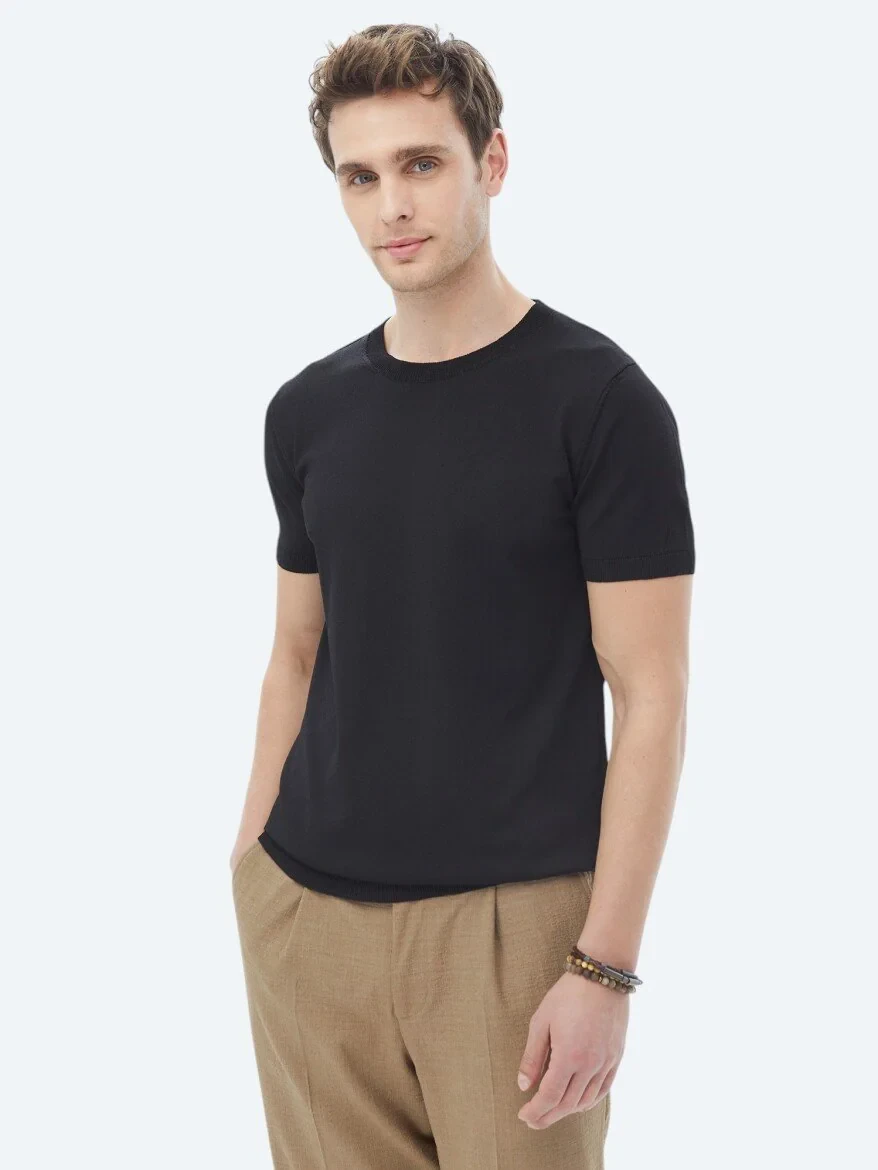 Black Knitwear - 3