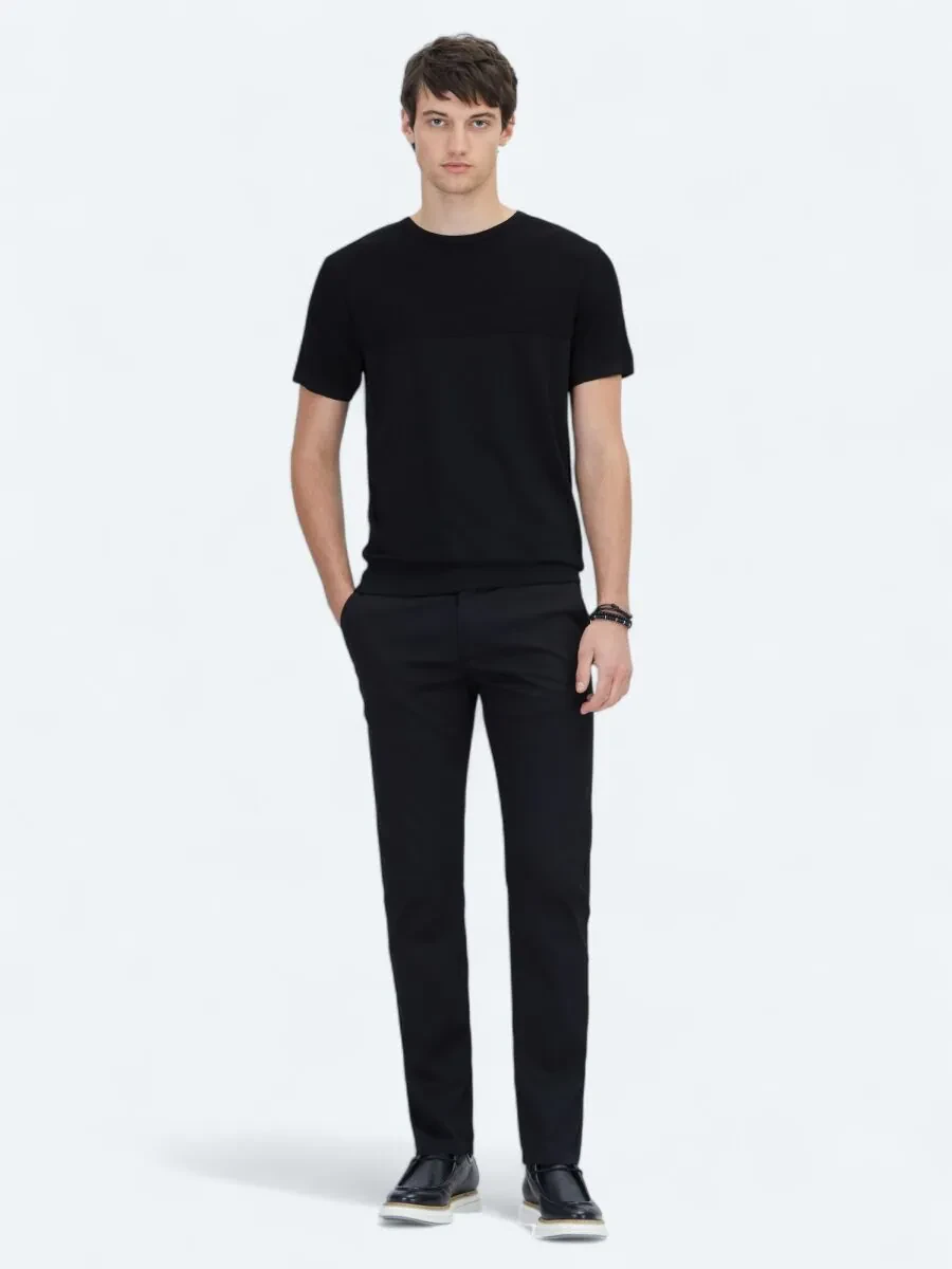 Black Knitwear - 2