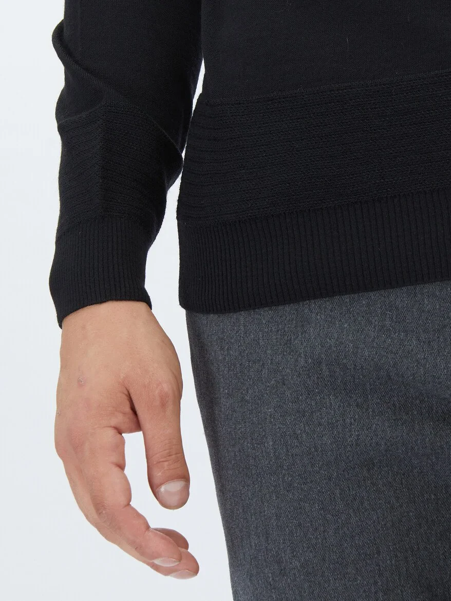 Black Knitwear Sweatshirt 