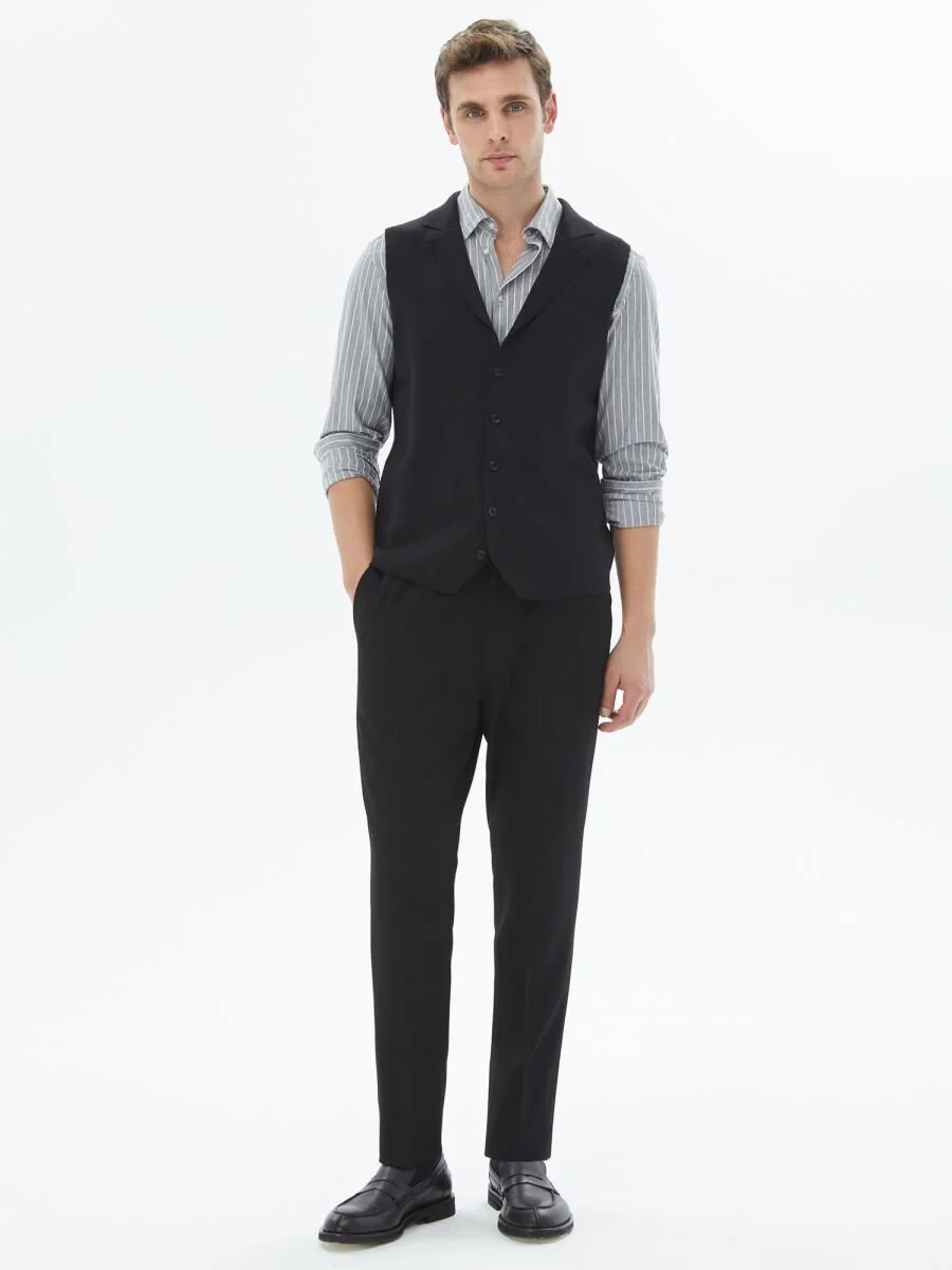 Black Plain Knitting Knit Vest - 2
