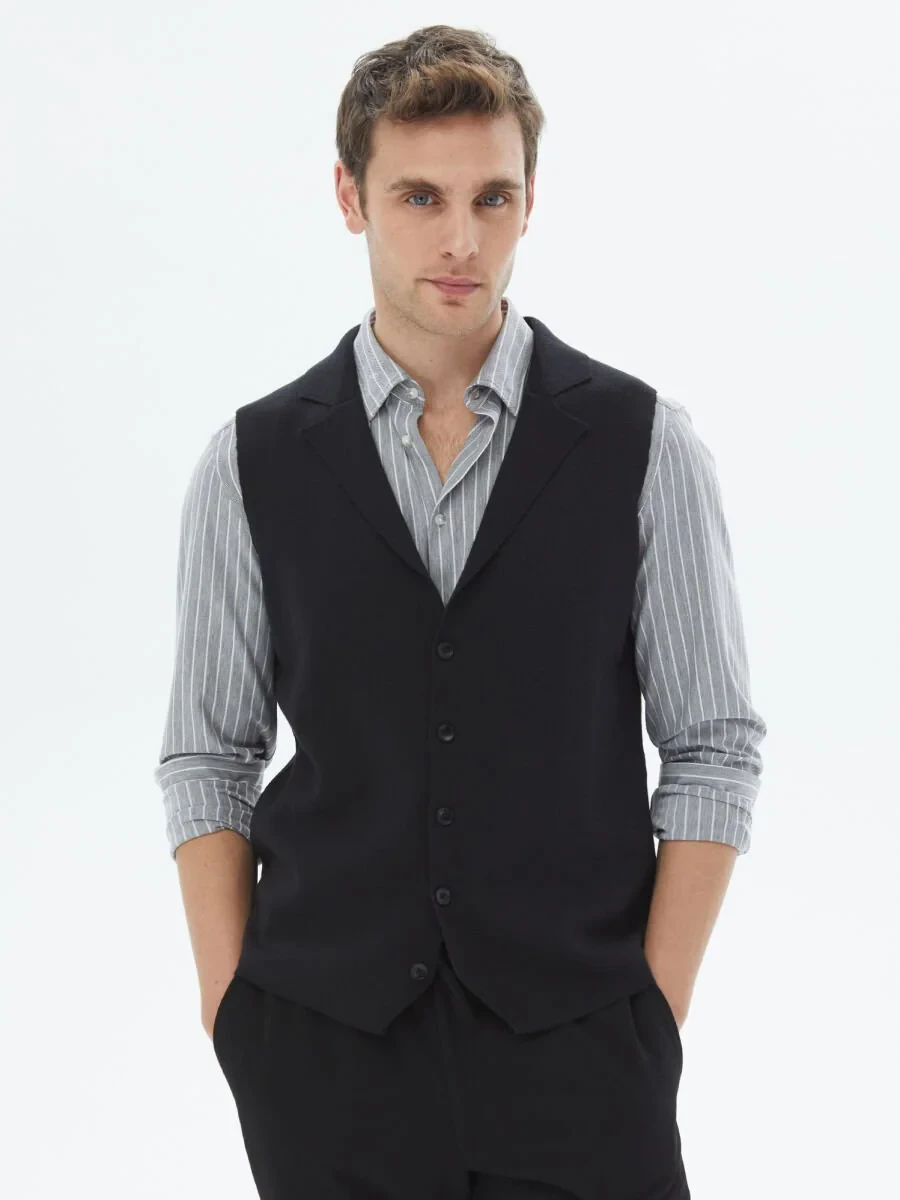 Black Plain Knitting Knit Vest - 4