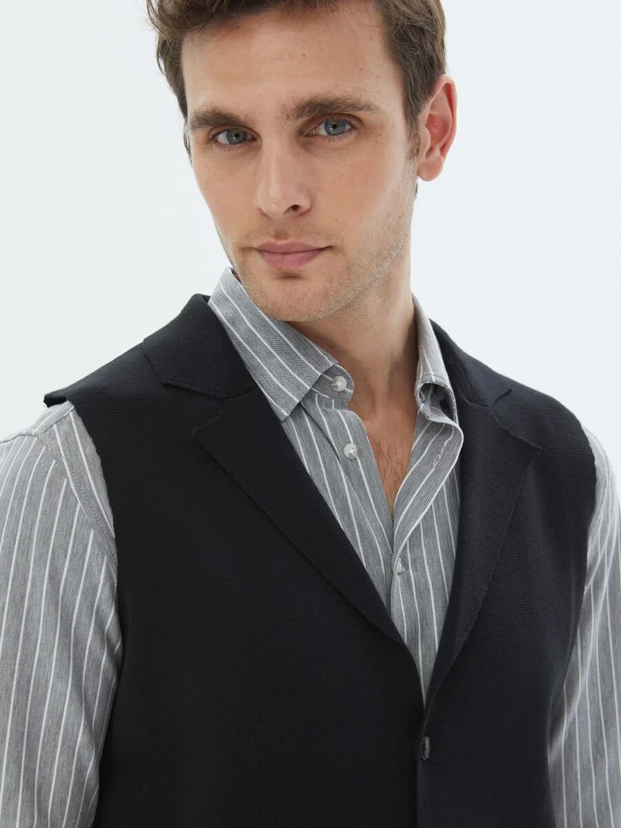 Black Plain Knitting Knit Vest - 6