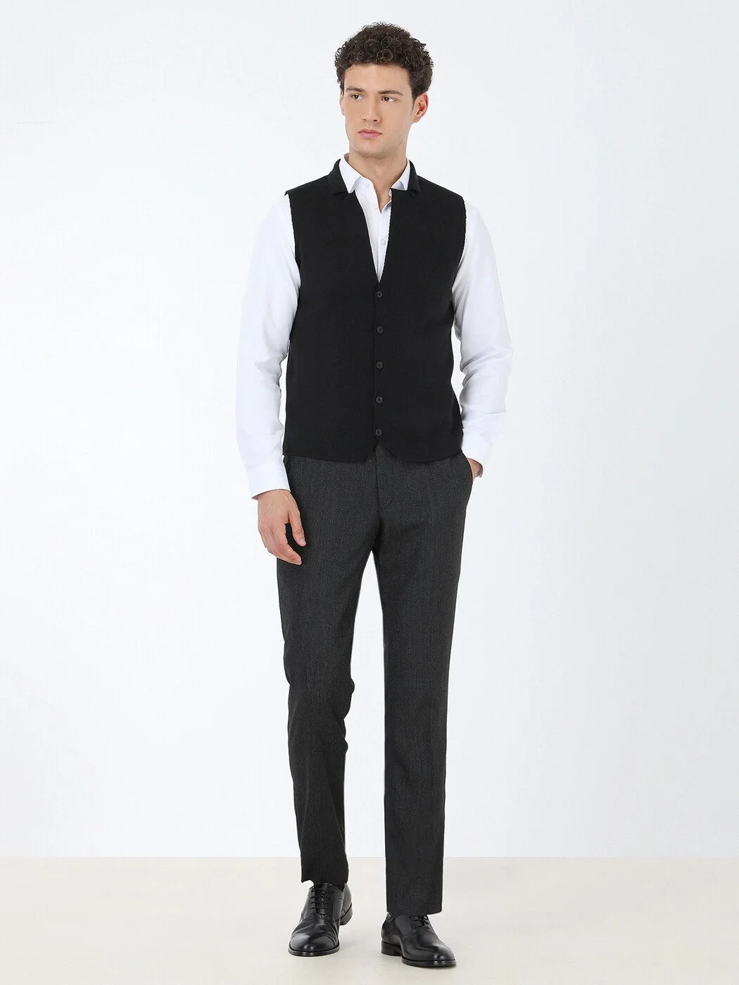 Black Plain Knitting Knit Vest - 2