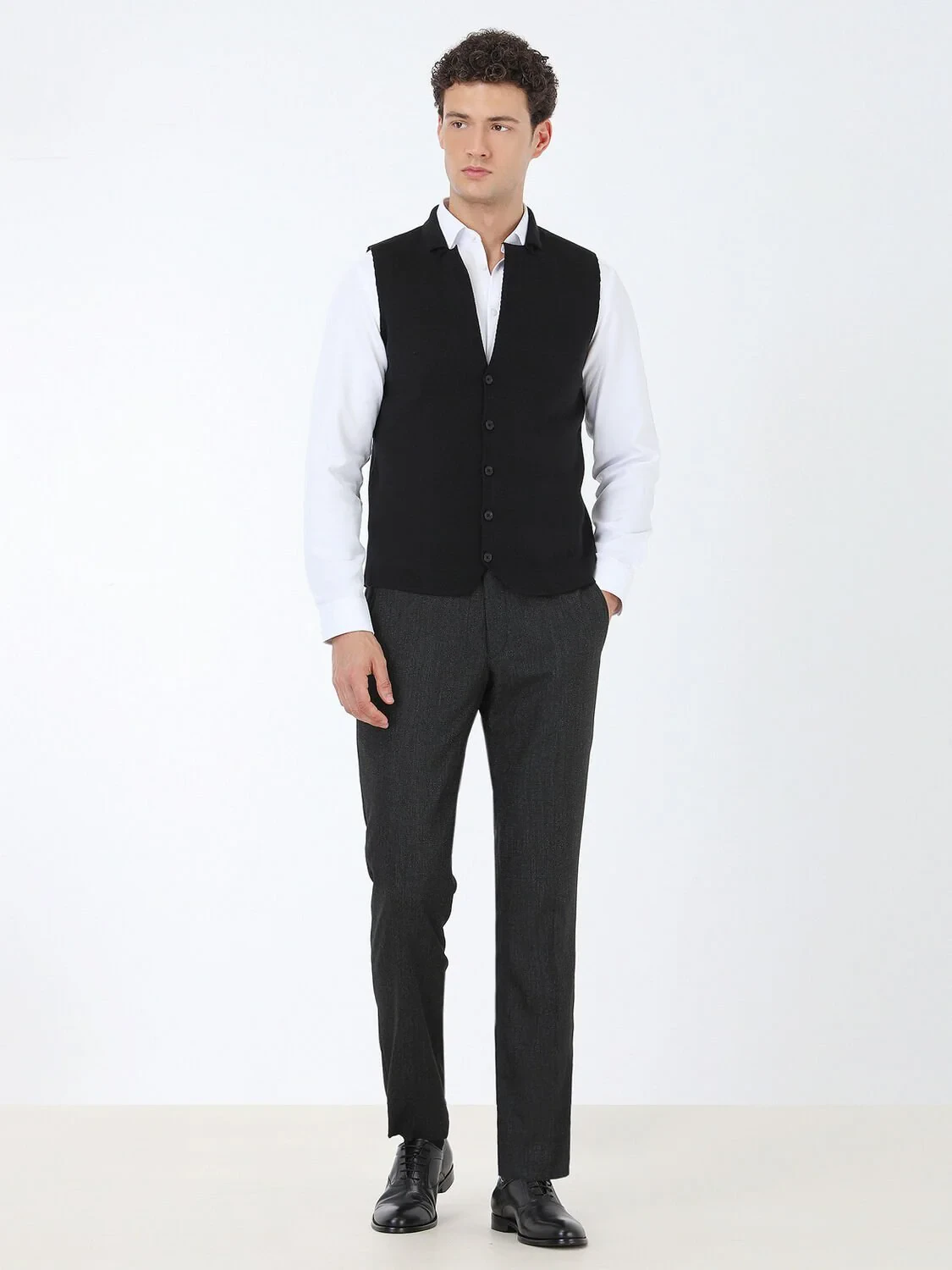 Black Plain Knitting Knit Vest - 2