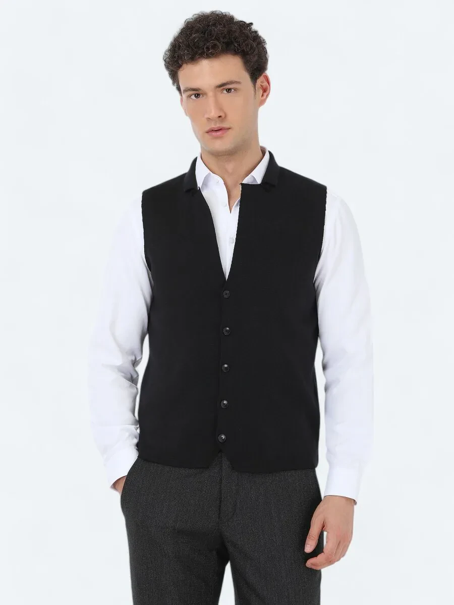 Black Plain Knitting Knit Vest - 1