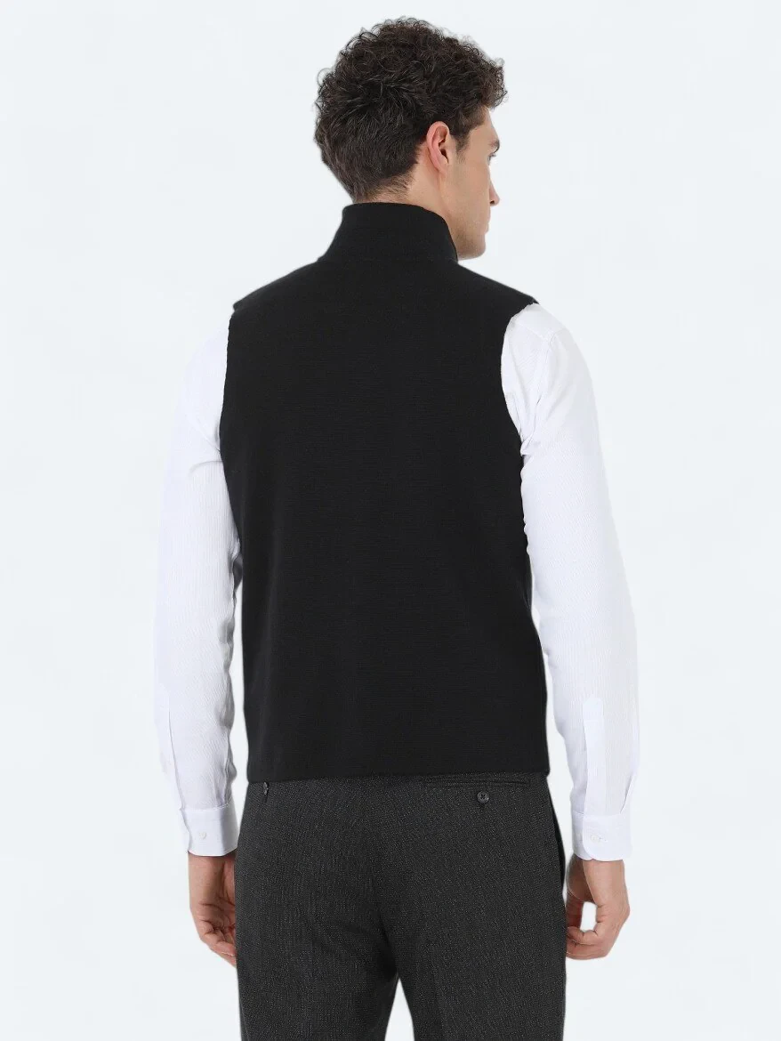 Black Plain Knitting Knit Vest - 4