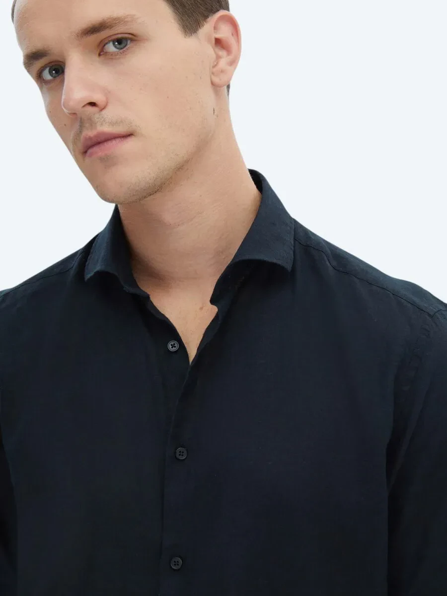 Black Plain Regular Fit Weaving Casual Cotton Blended Shirt - 3