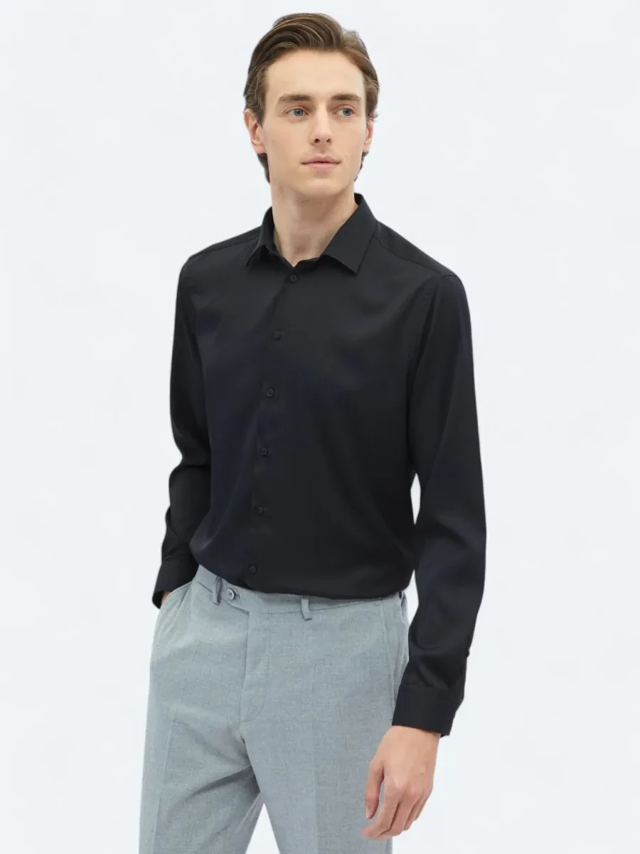 Black Plain Regular Fit Weaving Casual Shirt - 3