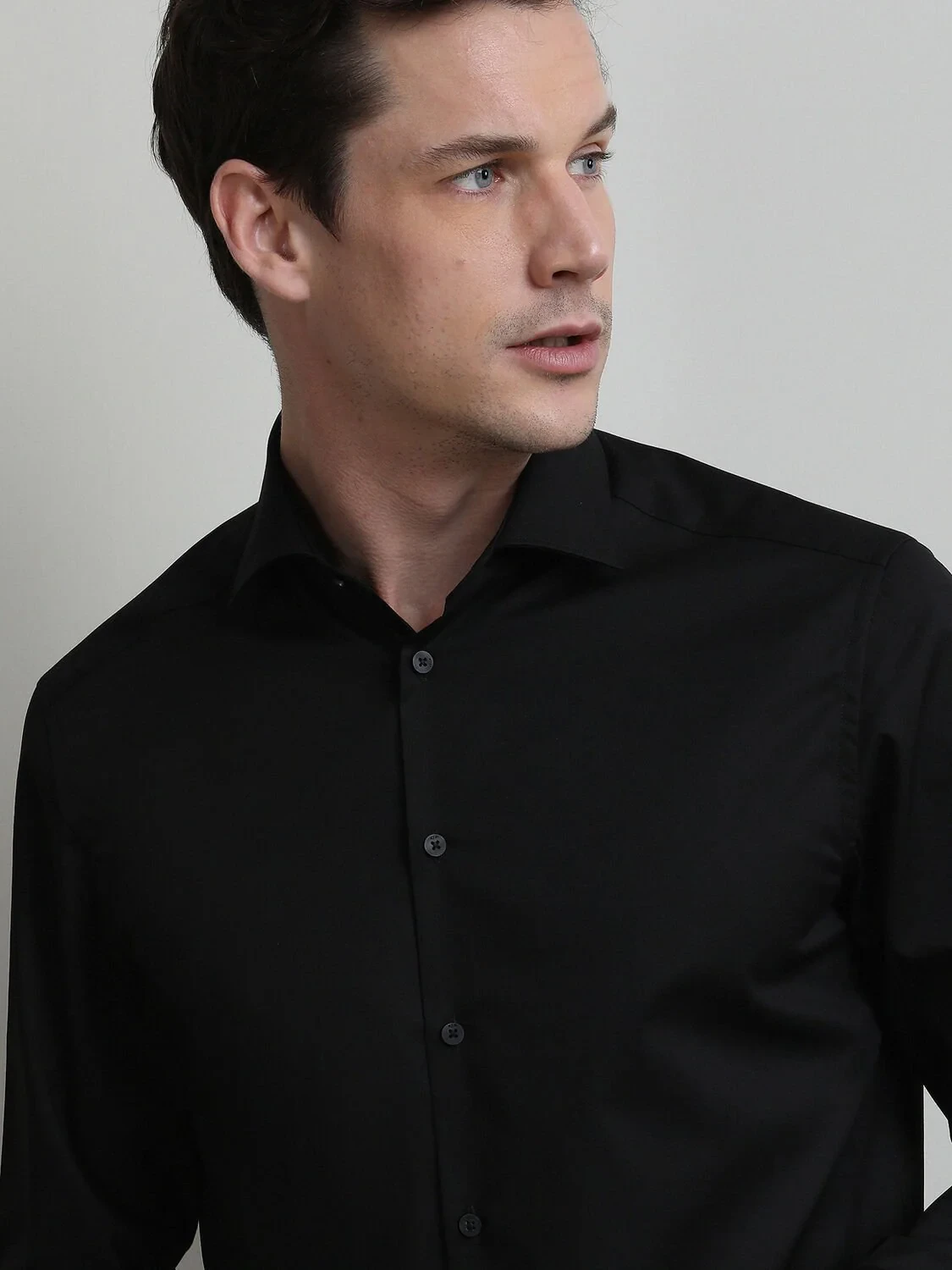 Black Plain Regular Fit Weaving Classical Cotton Blended Shirt - 3