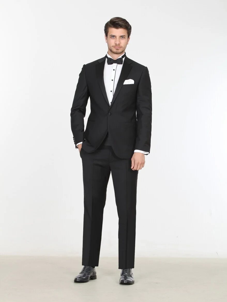 Black Plain Slim Fit Butterfly Collar Weaving Tuxedo - 3
