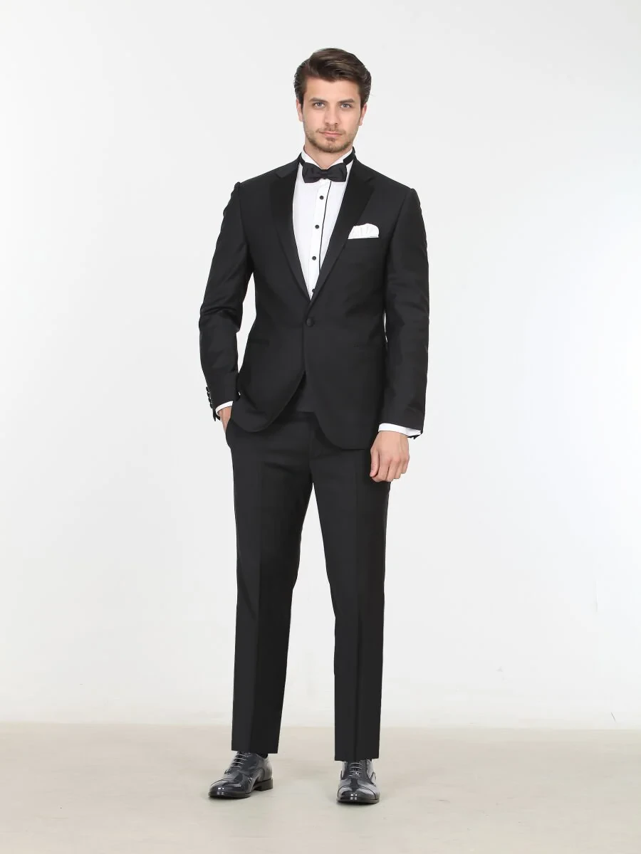 Black Plain Slim Fit Butterfly Collar Weaving Tuxedo - 3