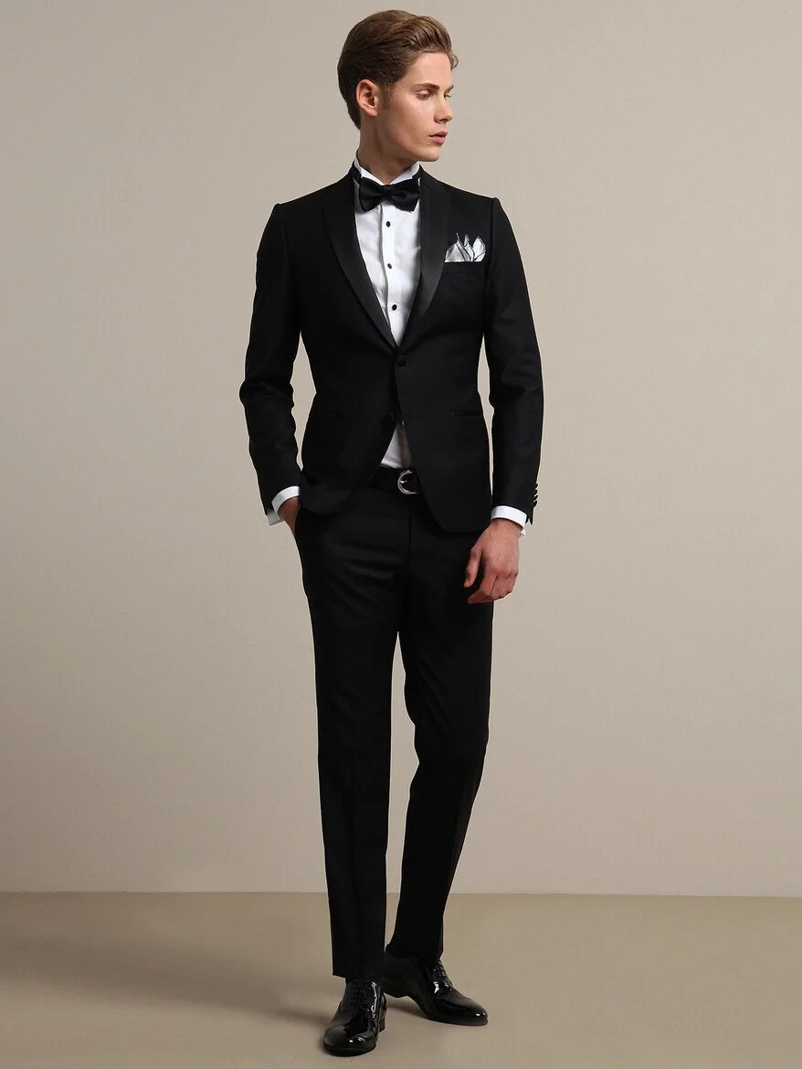 Black Plain Slim Fit Double Breasted Collar Weaving Tuxedo - 3