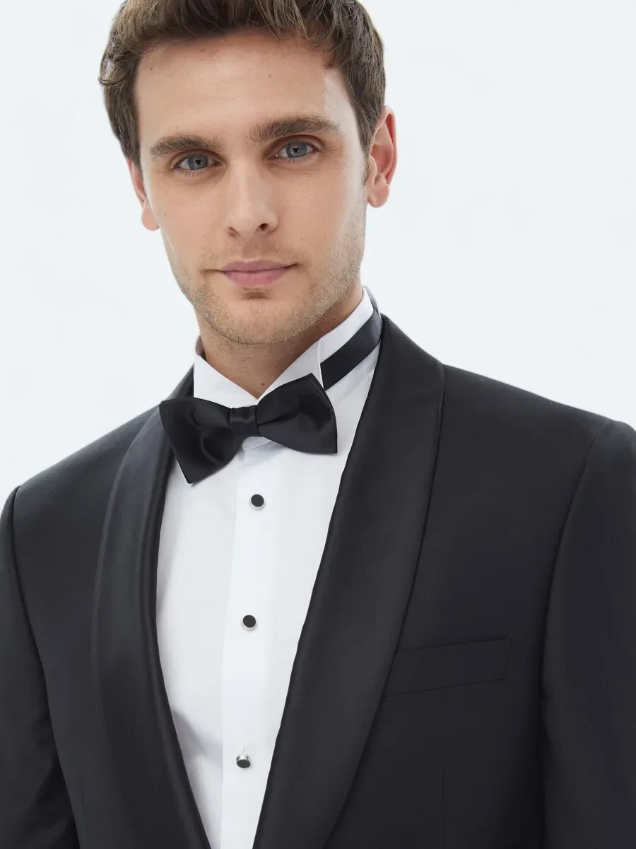 Black Plain Slim Fit Shawl Collar Weaving Tuxedo - 3