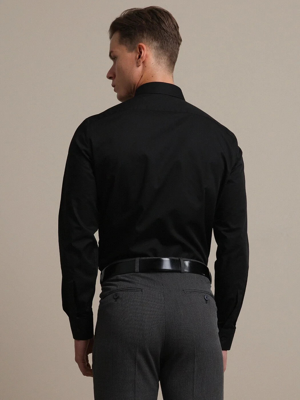 Black Plain Slim Fit Weaving Classical Cotton Blended Shirt - 4
