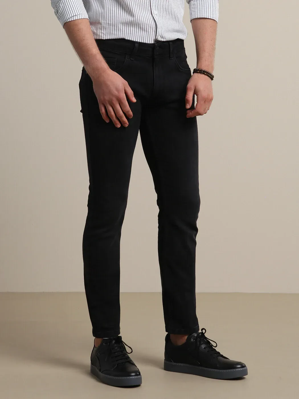 Black Slim Fit Denim Cotton Blended Trousers - 2