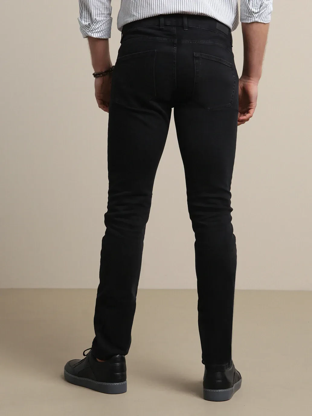 Black Slim Fit Denim Cotton Blended Trousers - 4