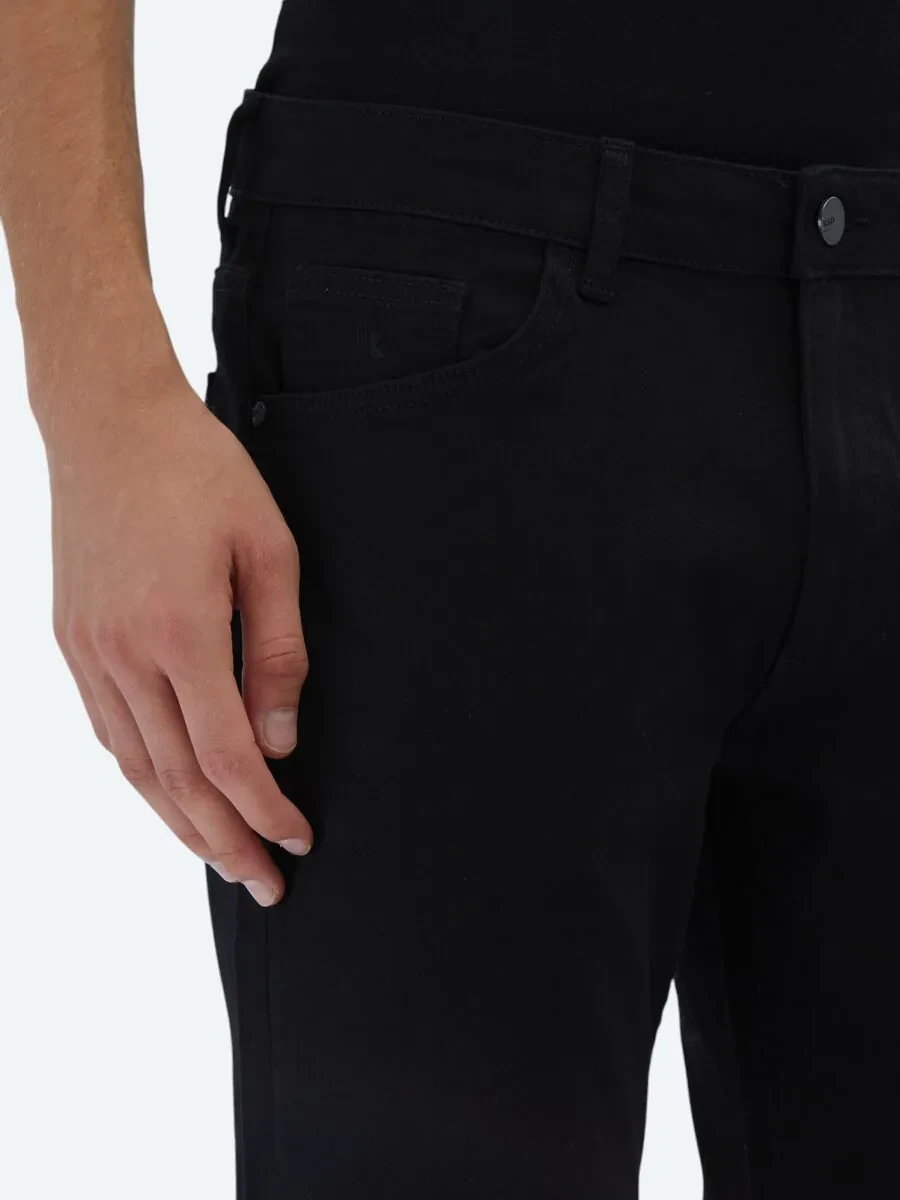 Black Slim Fit Denim Cotton Blended Trousers - 4
