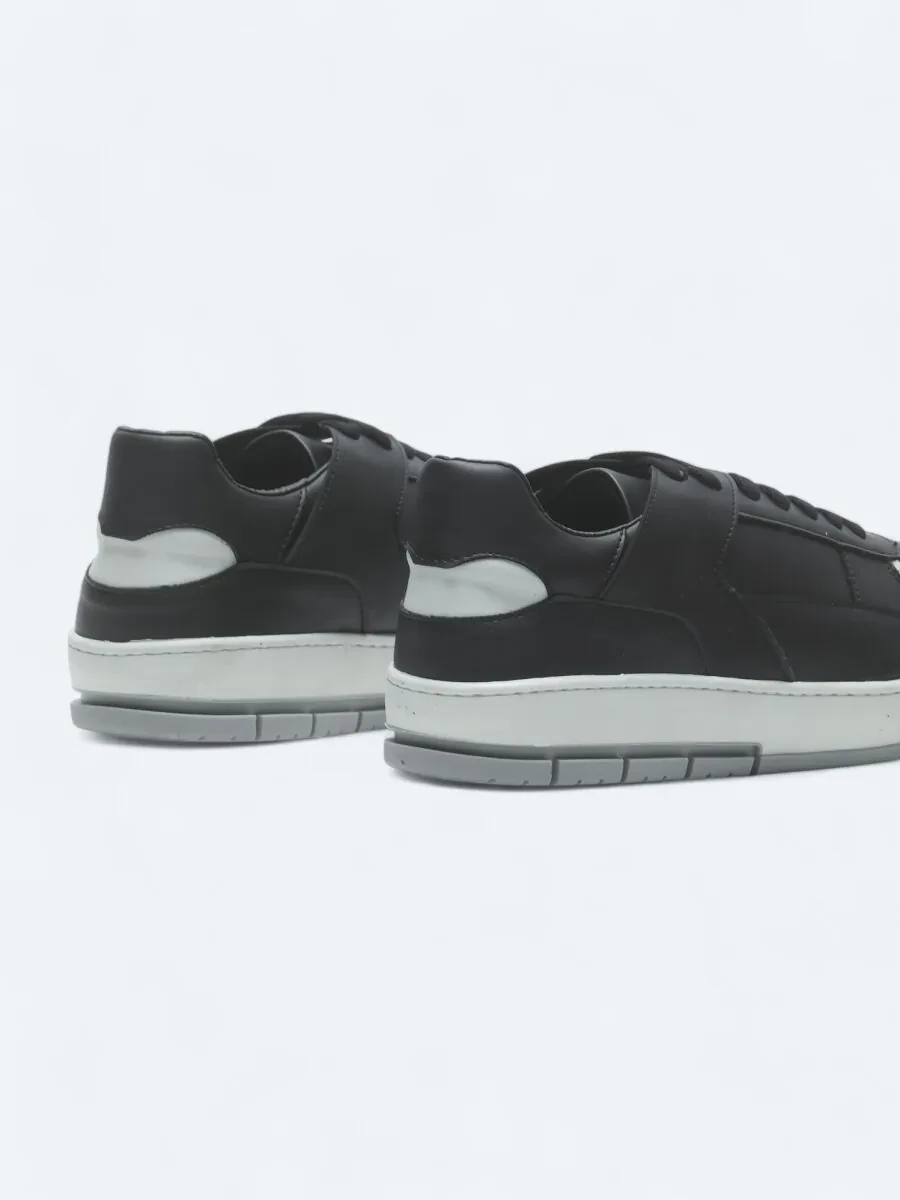 Black Sneaker - 5
