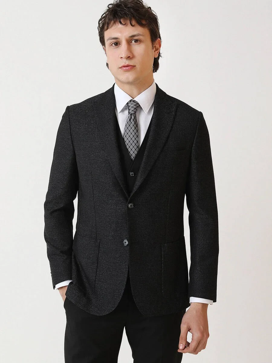 Black Suit With Waistcoat - 1