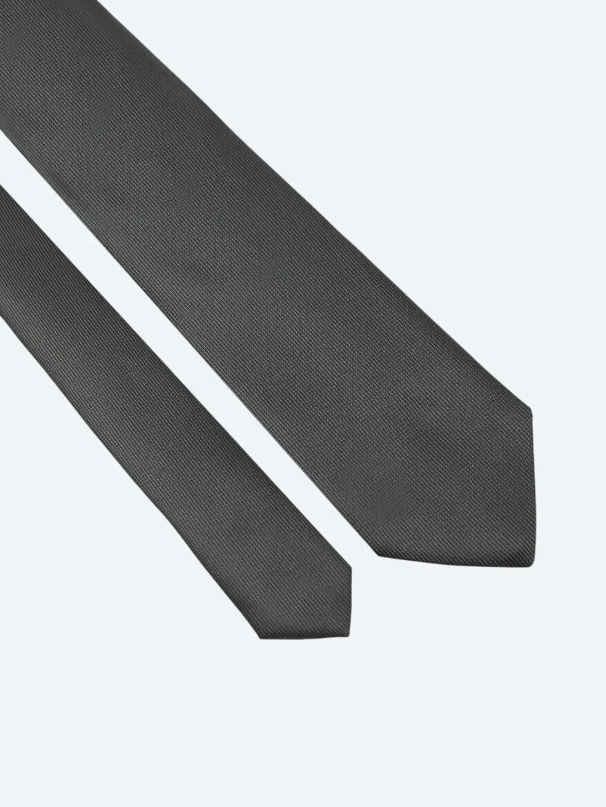 Black Tie 