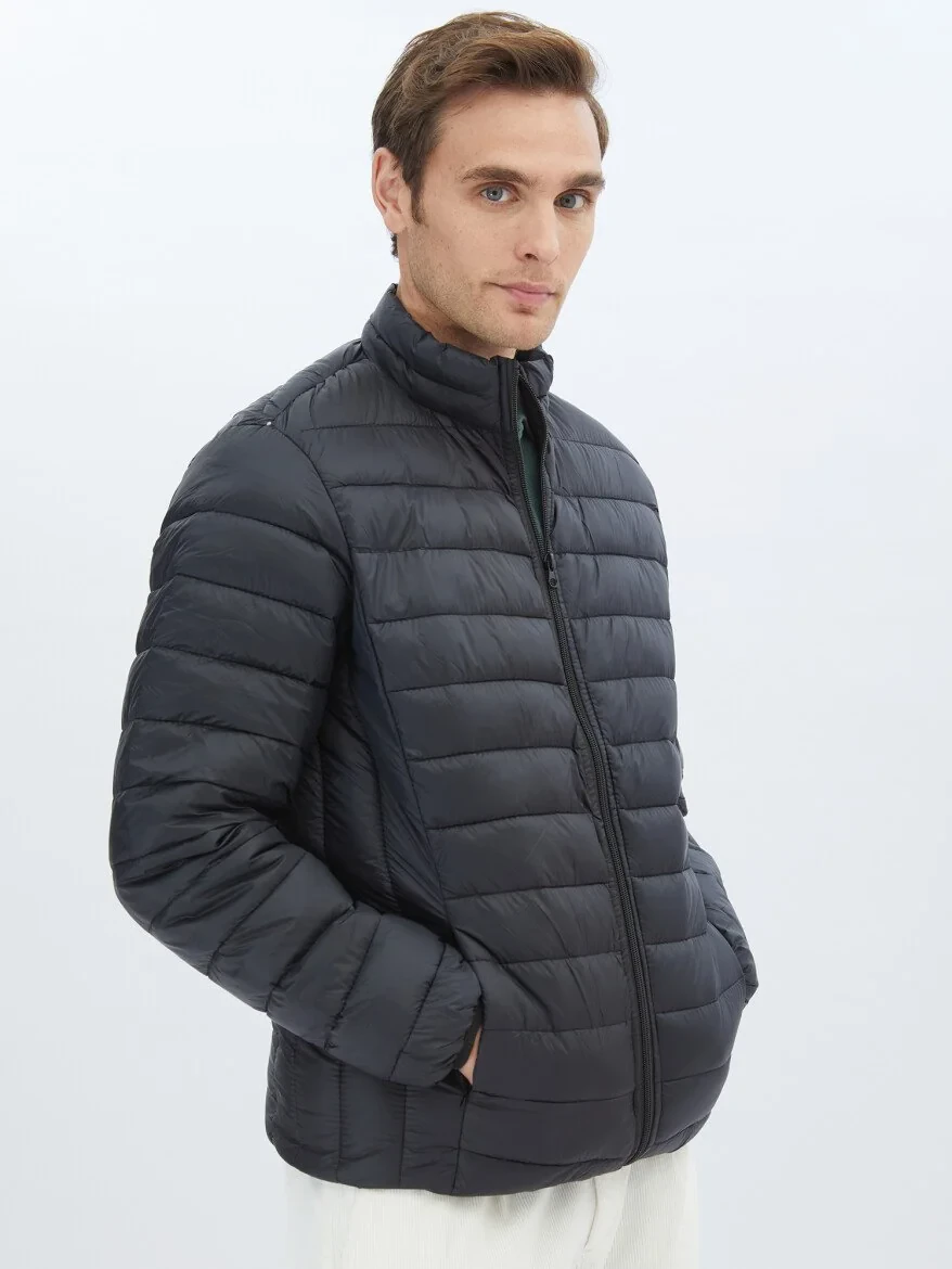 Black Weaving Coat 