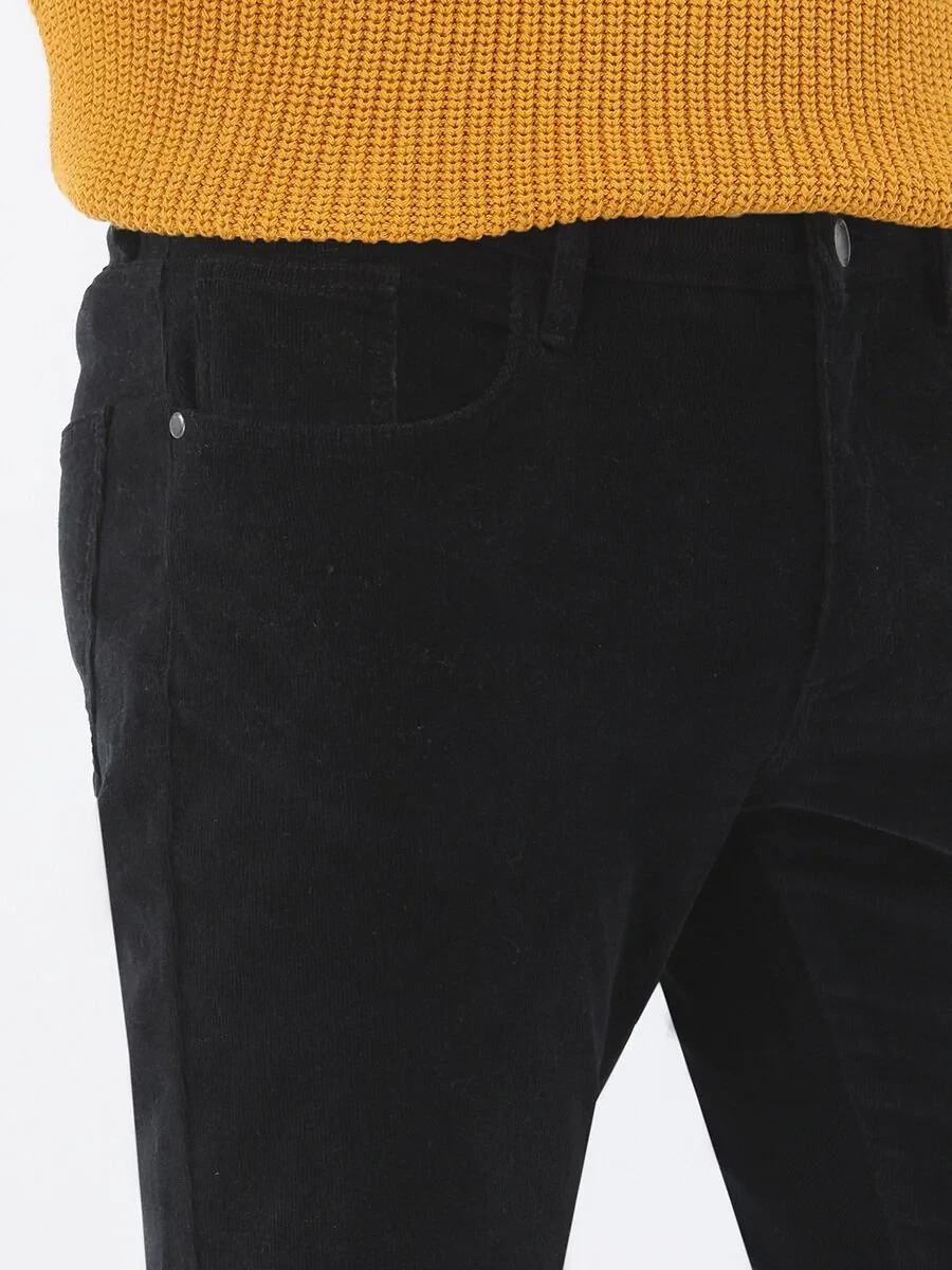 Black Weaving Regular Fit Casual Cotton Blended Trousers - 4