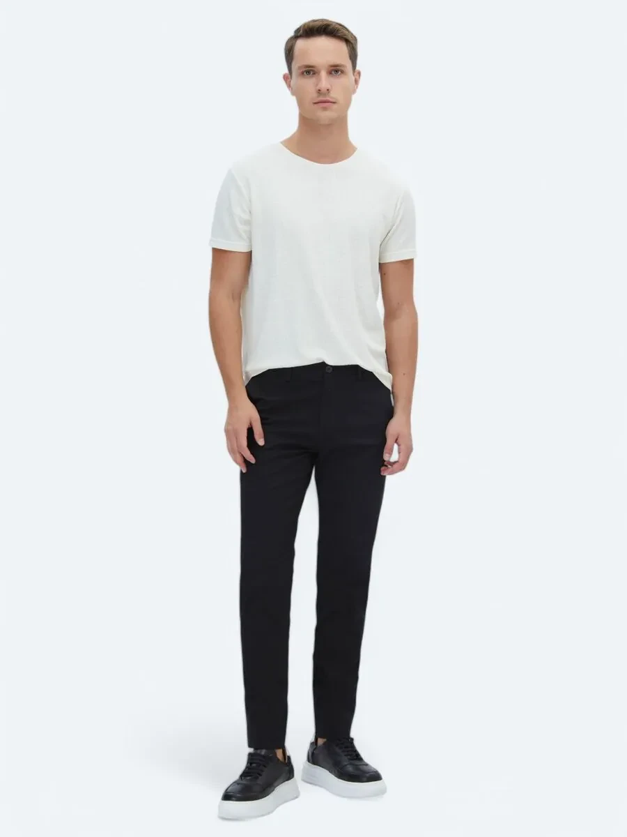 Black Weaving Regular Fit Casual Cotton Blended Trousers - 1