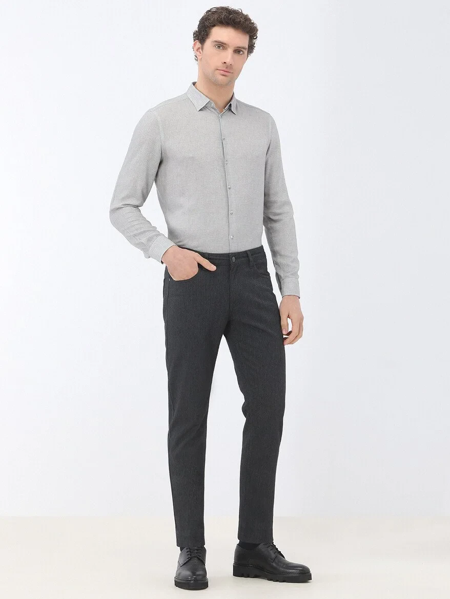 Black Weaving Slim Fit Casual Cotton Blended Trousers - 2