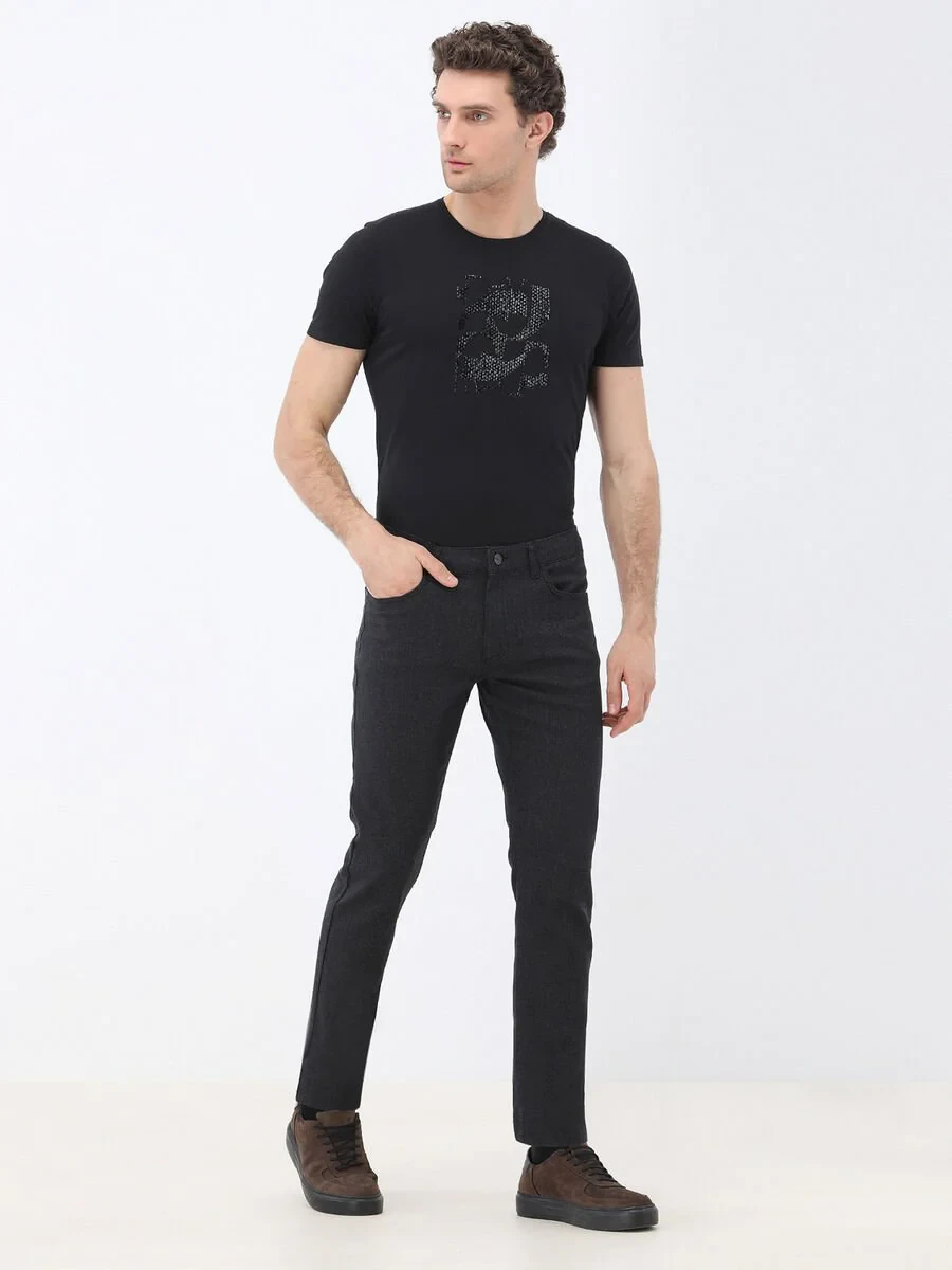 Black Weaving Slim Fit Casual Cotton Blended Trousers - 2