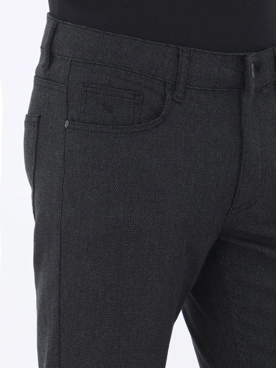 Black Weaving Slim Fit Casual Cotton Blended Trousers - 3