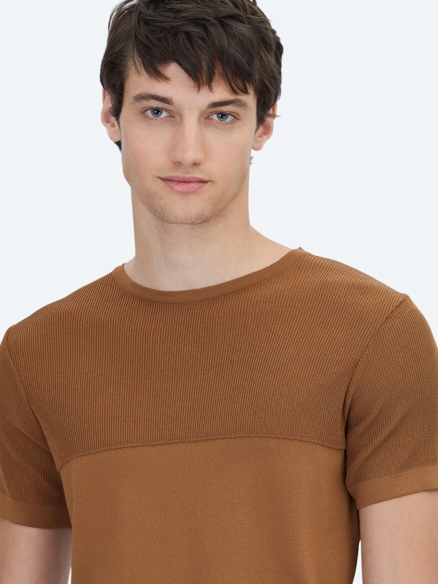 Brown Knitwear 