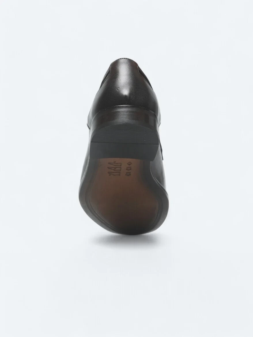 Brown Shoes 