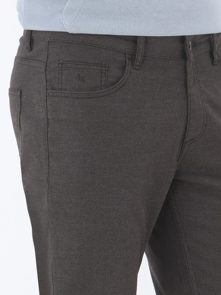 Brown Weaving Slim Fit Casual Cotton Blended Trousers - 4
