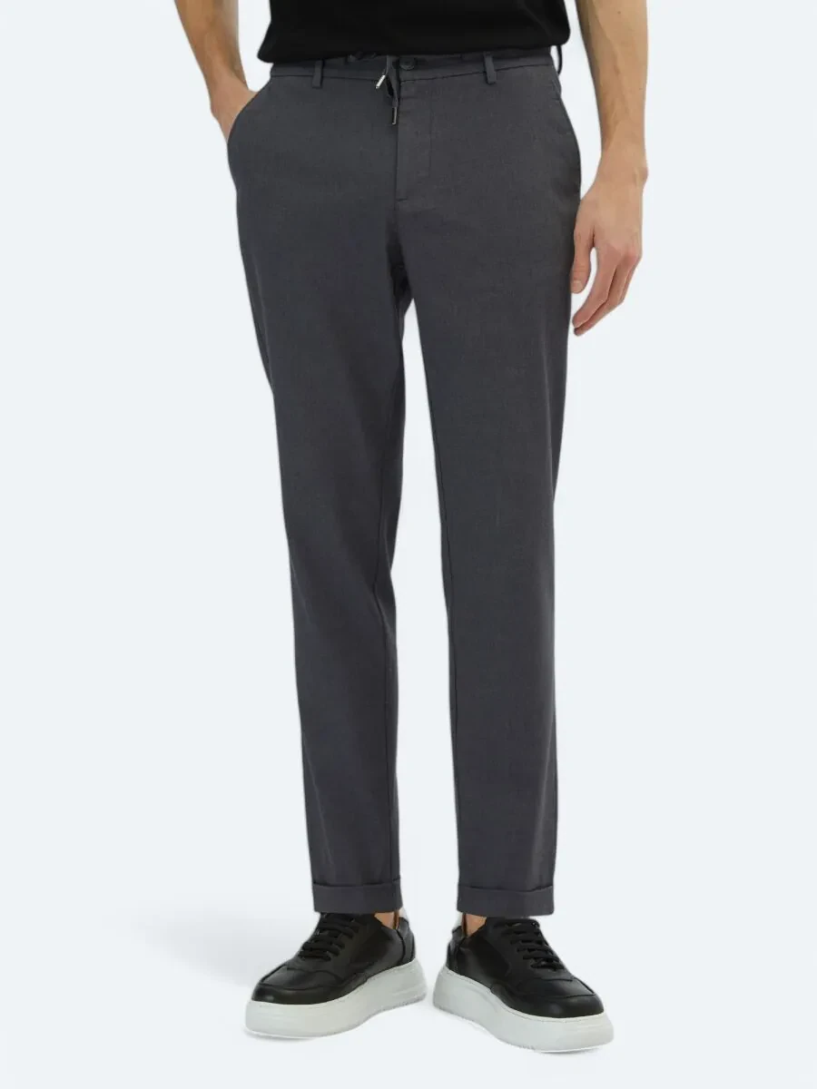 Dark Grey Weaving Jogging Fit Casual Cotton Blended Trousers - 2