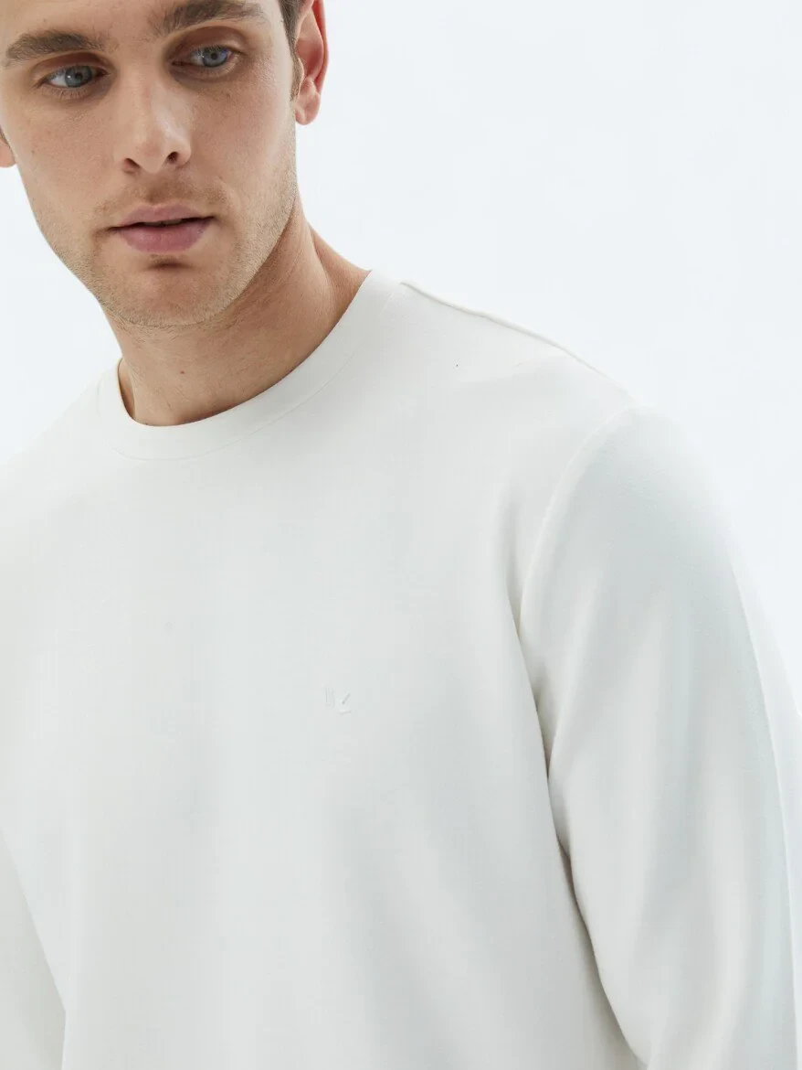 Ecru Crew Neck Sweatshirt 