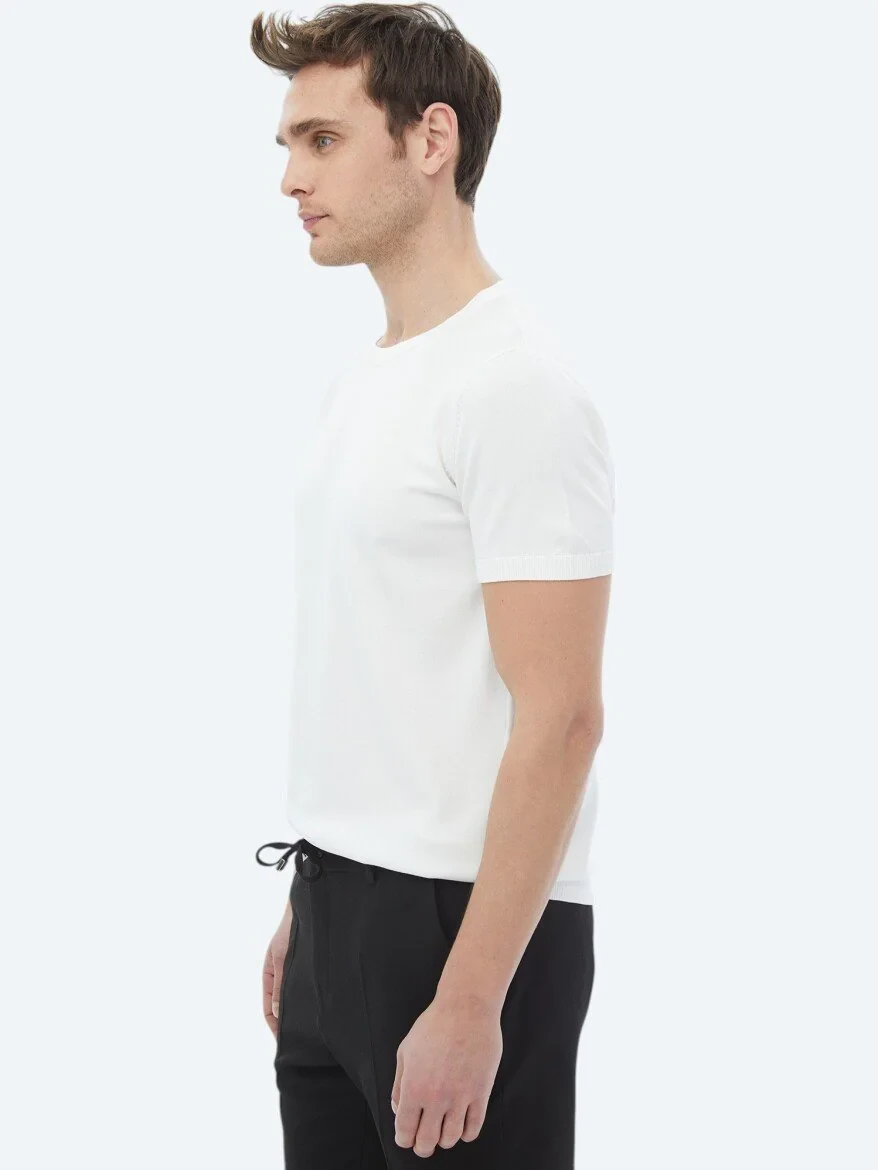 Ecru Knitwear 